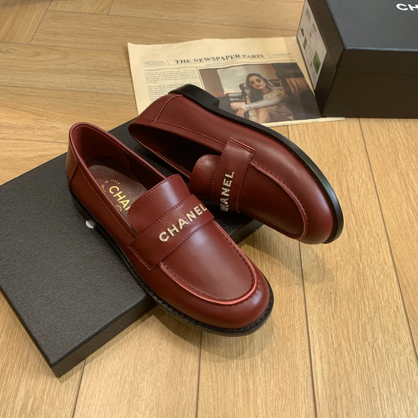 👟👟Ex-factory price 640👟👟 🍀2025 spring and summer new Chanel Chanel small diamond buckle monogram Loaf lazy half-slippers, which can be worn all year round. No matter when you wear them, they are very high-end and durable. When shopping, you can attract attention on the street! Easily travel between commuting and leisure occasions, becoming a carefree fashionable and elegant woman~ Upper: cowhide/butter Lining: lambskin Sole: Italian genuine leather outsole Size: 35-39 (40/41 customized, non-refundable and non-exchangeable 👉